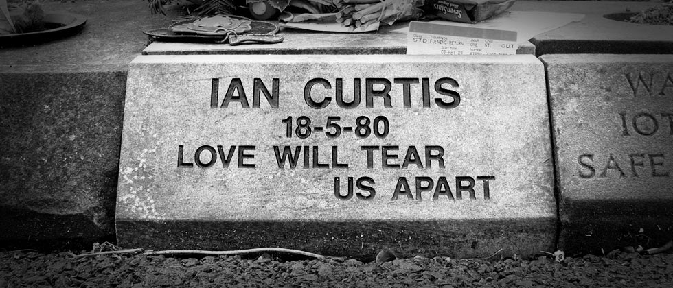 slider-ian-curtis-v3-bw